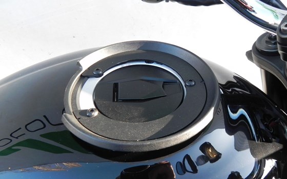 Gebrauchtmotorrad Kawasaki Z900 RS - Bild 20