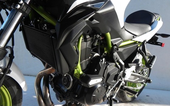 Gebrauchtmotorrad Kawasaki Z650 - Bild 8