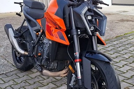 KTM 990 Duke