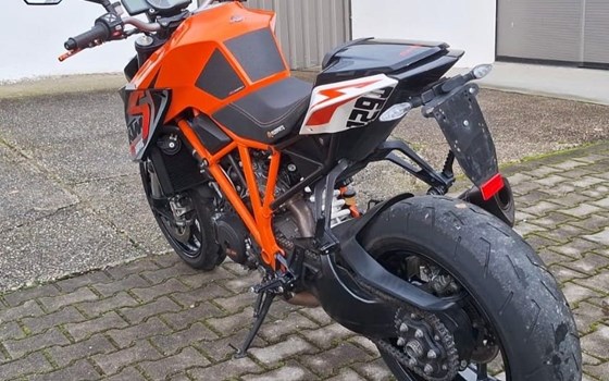Gebrauchtmotorrad KTM 1290 Super Duke R - Bild 4