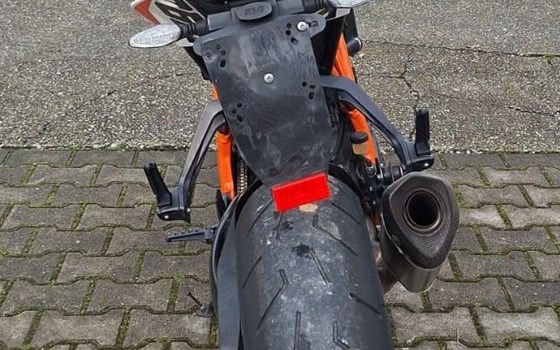 Gebrauchtmotorrad KTM 1290 Super Duke R - Bild 7