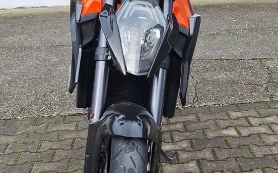 Gebrauchtmotorrad KTM 1290 Super Duke R - Bild 8