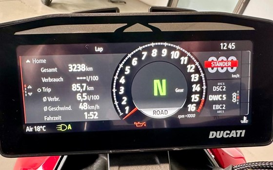 Gebrauchtmotorrad Ducati Streetfighter V4 S - Bild 6