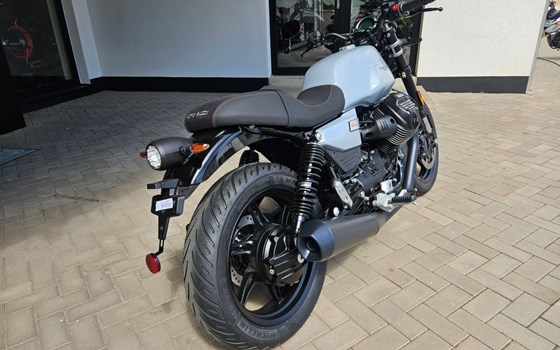 Neufahrzeug Moto Guzzi V7 Sport - Bild 13