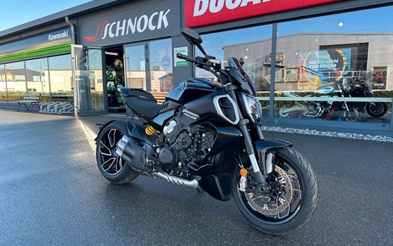 Gebrauchtmotorrad Ducati Diavel V4 - Bild 1