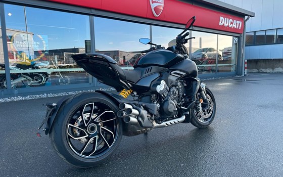 Gebrauchtmotorrad Ducati Diavel V4 - Bild 7