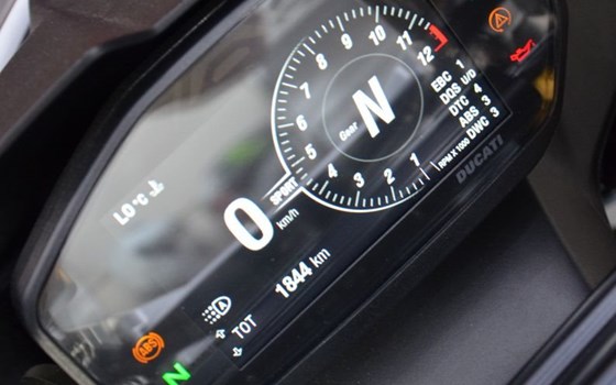 Gebrauchtmotorrad Ducati Panigale V2 Superquadro Final Edition - Bild 11