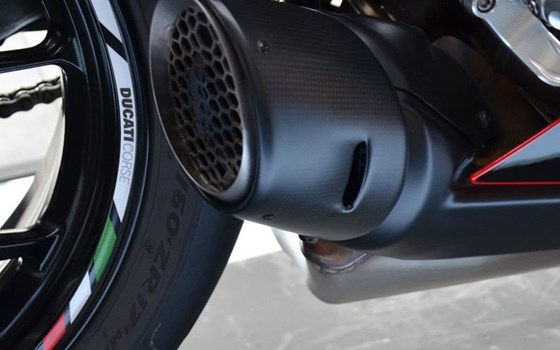 Gebrauchtmotorrad Ducati Panigale V2 Superquadro Final Edition - Bild 14