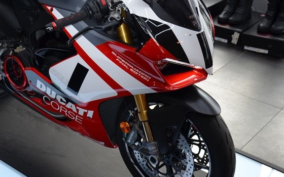 Gebrauchtmotorrad Ducati Panigale V2 Superquadro Final Edition - Bild 4