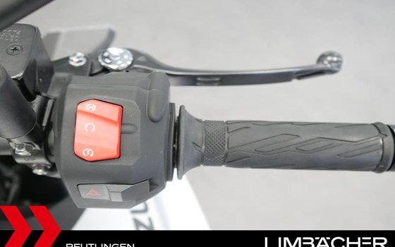 Gebrauchtmotorrad Suzuki GSX-8S - Bild 6