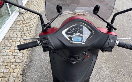 Gebrauchtmotorrad Piaggio Liberty 125 RST - Bild 10