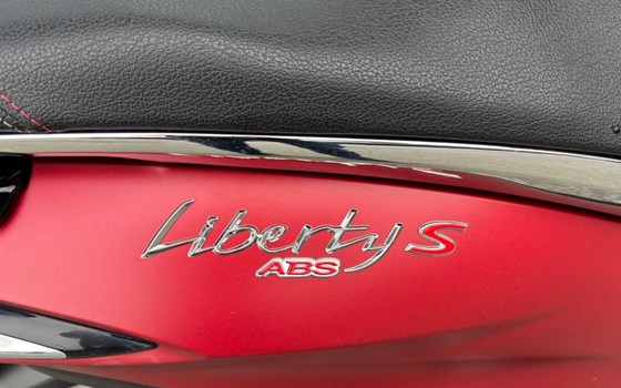 Gebrauchtmotorrad Piaggio Liberty 125 RST - Bild 9