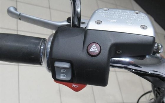 Gebrauchtmotorrad BMW R 1200 C - Bild 8