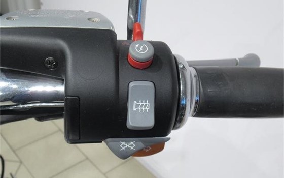 Gebrauchtmotorrad BMW R 1200 C - Bild 9