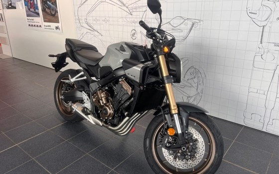 Gebrauchtmotorrad Honda CB650R E-Clutch - Bild 7