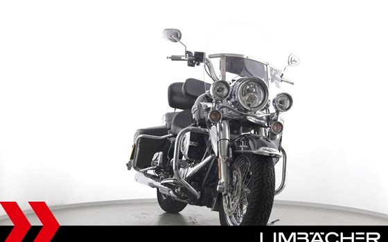 Gebrauchtmotorrad Harley-Davidson Road King Classic FLHRC - Bild 11