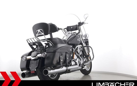 Gebrauchtmotorrad Harley-Davidson Road King Classic FLHRC - Bild 8