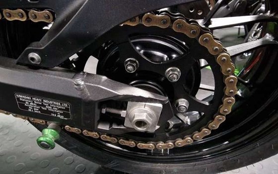 Gebrauchtmotorrad Kawasaki Z900 RS - Bild 7