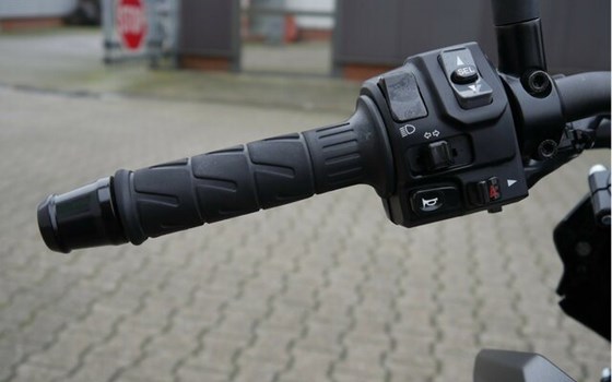 Gebrauchtmotorrad Kawasaki Z650 - Bild 15