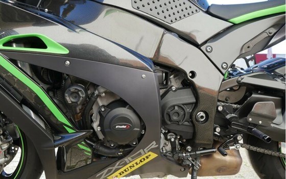 Gebrauchtmotorrad Kawasaki Ninja ZX-10R SE - Bild 24