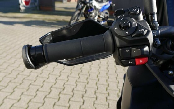Gebrauchtmotorrad Yamaha Tracer 9 GT - Bild 16