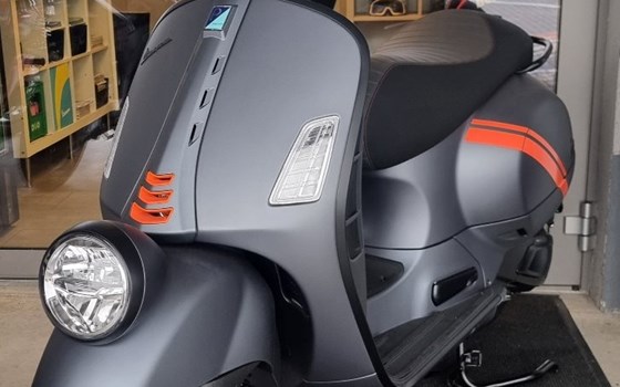 Neufahrzeug Vespa GTV 310 - Bild 1