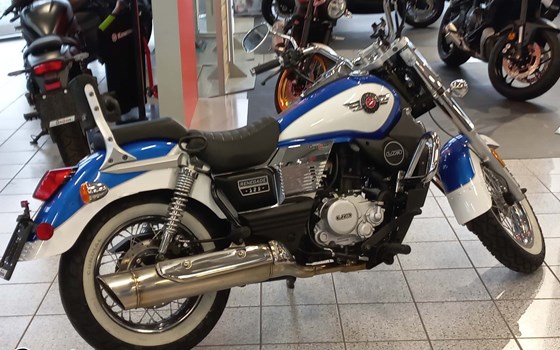 Gebrauchtmotorrad United Motors UM Renegade Commando Classic 125 - Bild 1