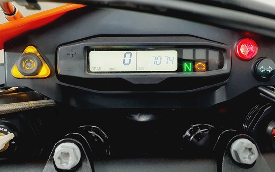 Gebrauchtmotorrad KTM 690 SMC R - Bild 3