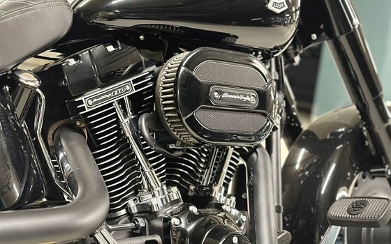 Gebrauchtmotorrad Harley-Davidson Softail Fat Boy Special FLSTFB - Bild 7