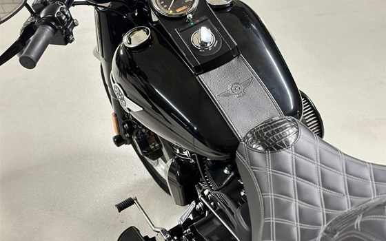 Gebrauchtmotorrad Harley-Davidson Softail Fat Boy Special FLSTFB - Bild 8