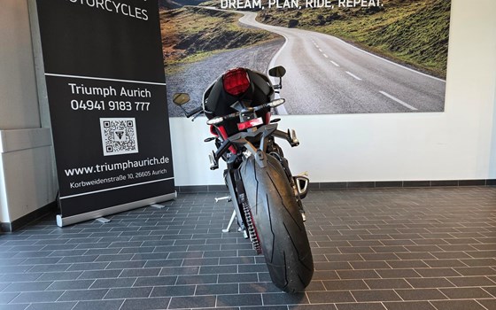 Neufahrzeug Triumph Street Triple 765 RX - Bild 8