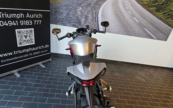 Neufahrzeug Triumph Street Triple 765 RX - Bild 9