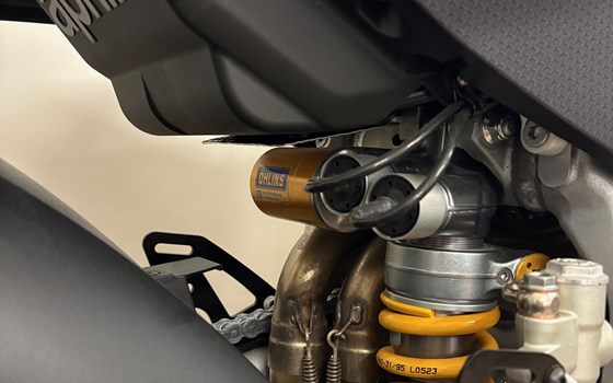 Neufahrzeug Aprilia Tuono V4 1100 Factory - Bild 11