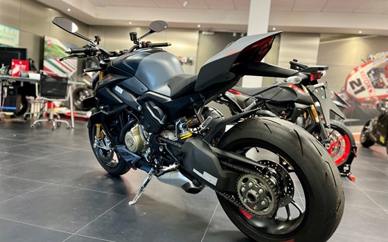 Gebrauchtmotorrad Ducati Streetfighter V4 S - Bild 6