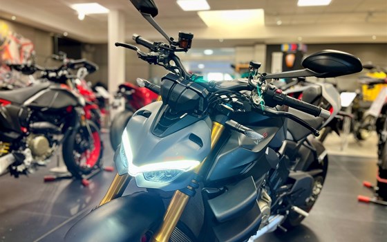 Gebrauchtmotorrad Ducati Streetfighter V4 S - Bild 7