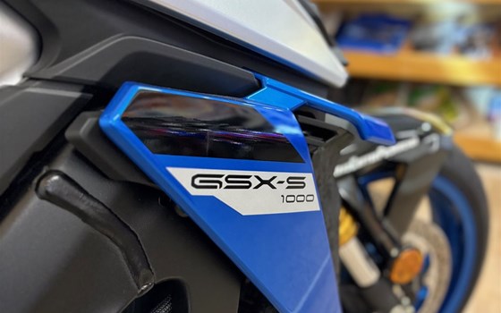 Gebrauchtmotorrad Suzuki GSX-S1000 - Bild 2