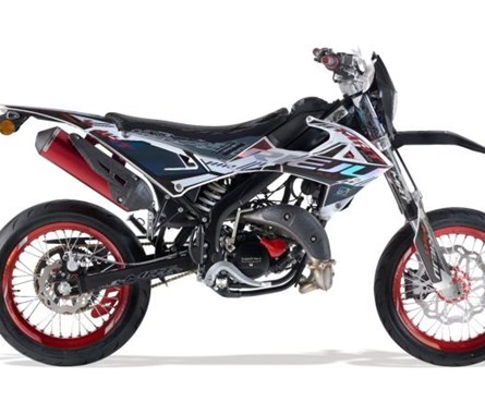 Neumotorrad Rieju MRT 50 Trophy