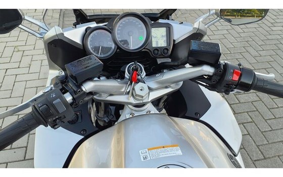 Gebrauchtmotorrad Yamaha FJR1300A - Bild 2
