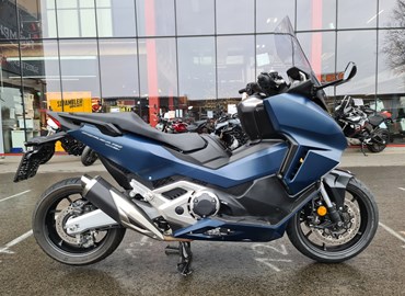 Gebrauchtmotorrad Honda Forza 750