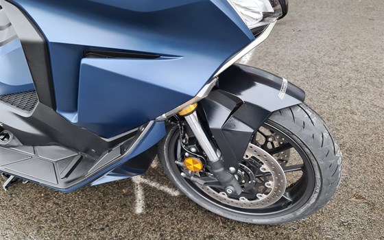 Gebrauchtmotorrad Honda Forza 750 - Bild 4