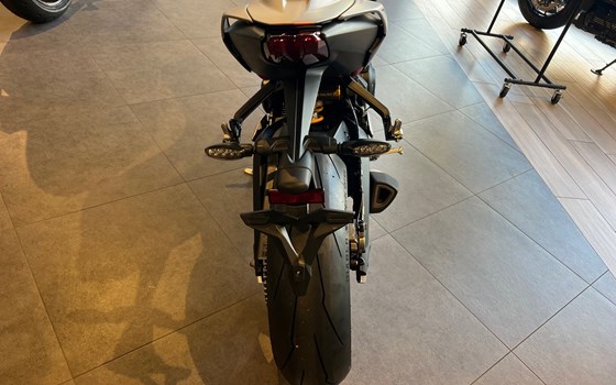 Neufahrzeug Triumph Street Triple 765 RX - Bild 6