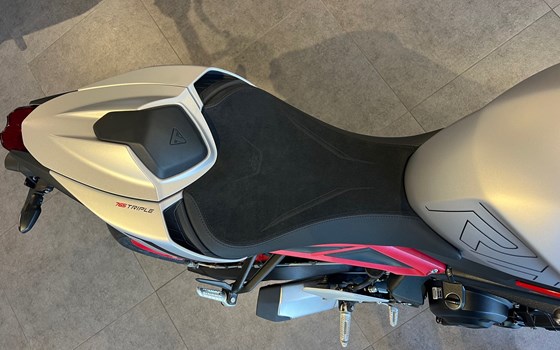 Neufahrzeug Triumph Street Triple 765 RX - Bild 8
