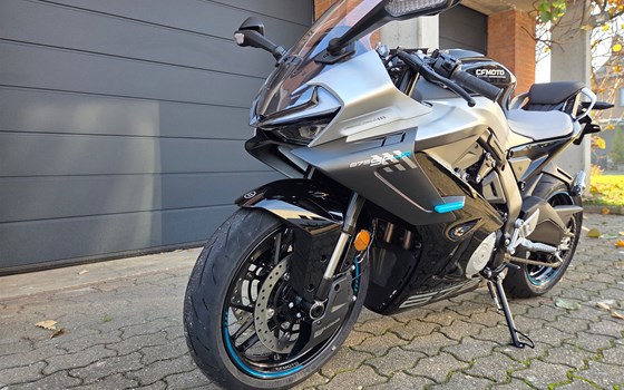 Neufahrzeug CFMOTO 675SR-R - Bild 1