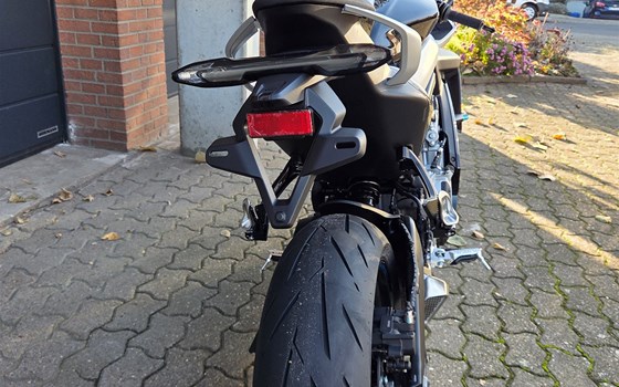 Neufahrzeug CFMOTO 675SR-R - Bild 7