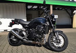 Neumotorrad Kawasaki Z900 RS Black Ball Edition