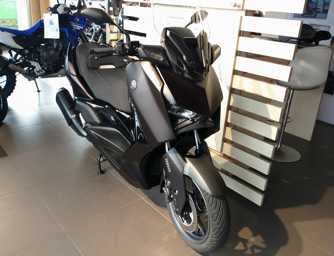 Yamaha XMAX 300 Tech MAX 