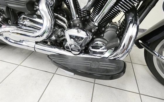 Gebrauchtmotorrad Yamaha XV 1900 - Bild 7