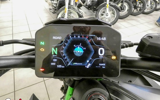 Gebrauchtmotorrad Kawasaki Z900 - Bild 7