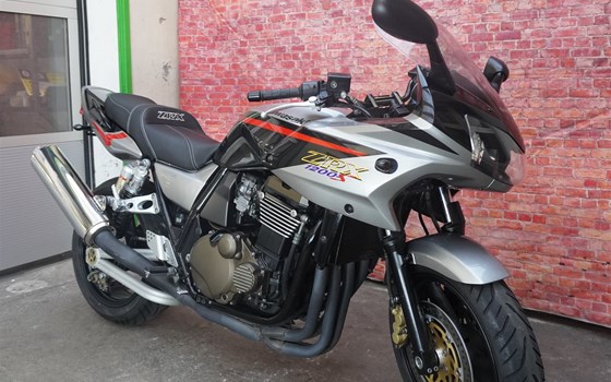 Gebrauchtmotorrad Kawasaki ZRX 1200 S - Bild 2