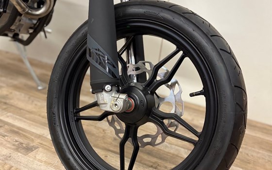 Neufahrzeug Beta RR 125 4T Motard T X special edition - Bild 11